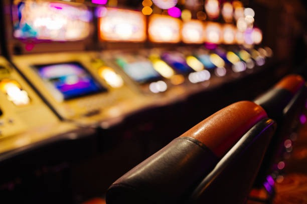Selecting a three-digit combination 3D Number Game selection interface with 000-999 range